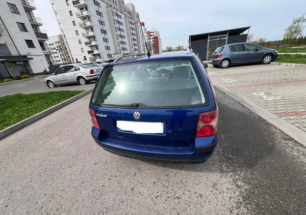 Volkswagen Passat cena 7500 przebieg: 312122, rok produkcji 2003 z Rzeszów małe 211